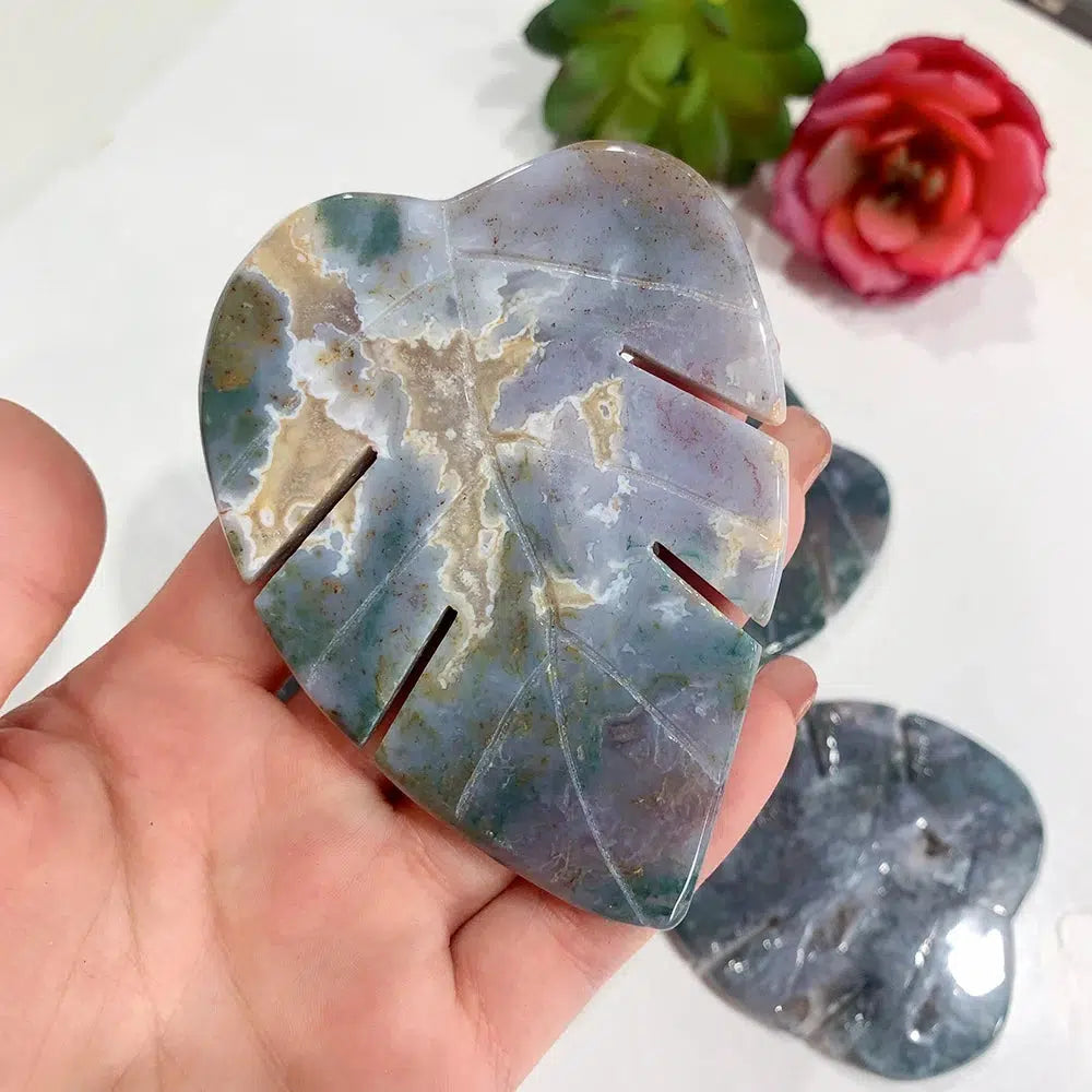 Green Moss Agate Leaf Carving