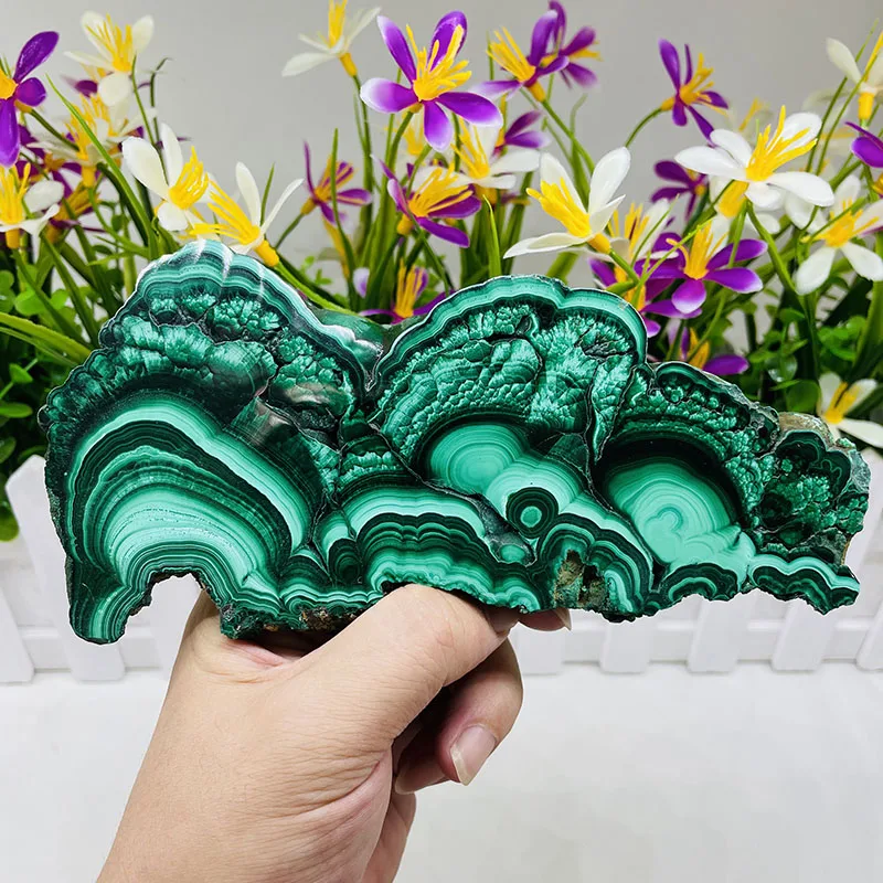 Best crystals for confidence including Citrine, Carnelian, and Tiger's Eye