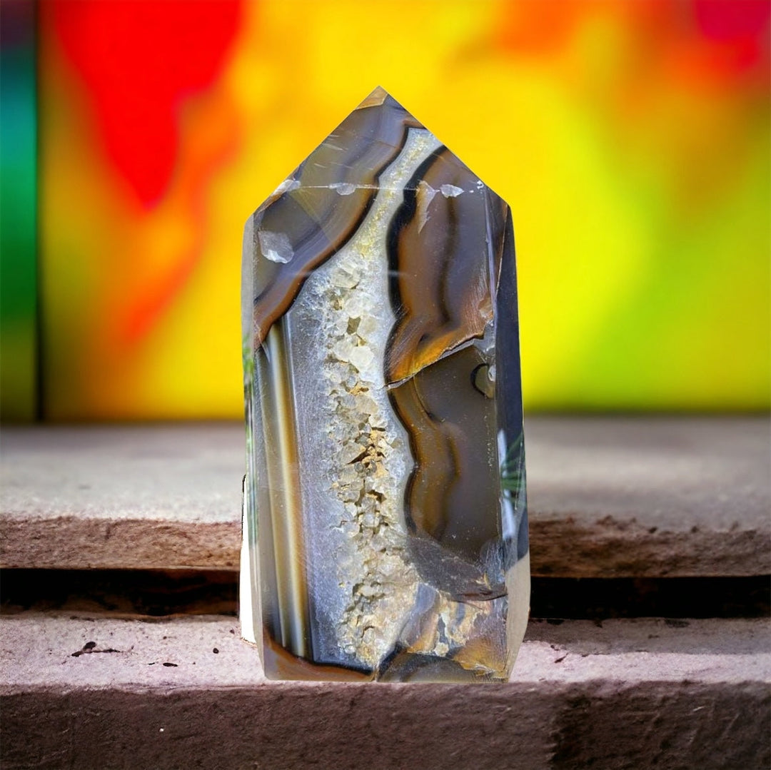 The Beauty of Flaws: Visual Imperfections in Common Crystals