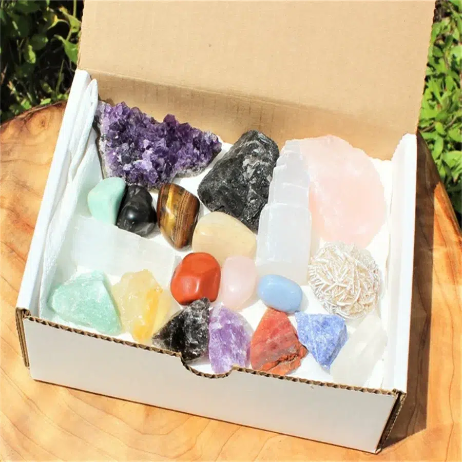 20 pc Crystal Kit - Natural Rough & Tumbled Specimens