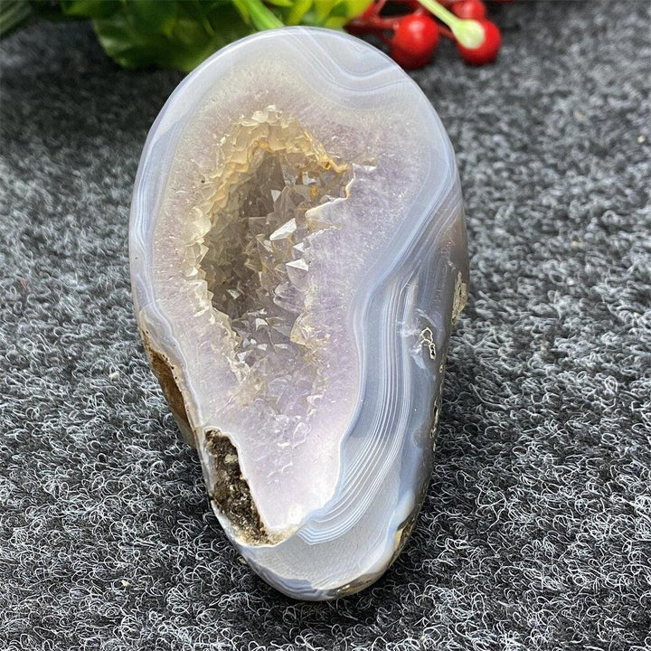 Agate Geode Skull Carving