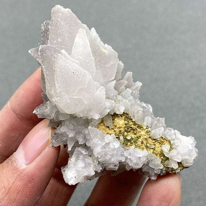 Calcite Rough Crystal UV Fluorescence