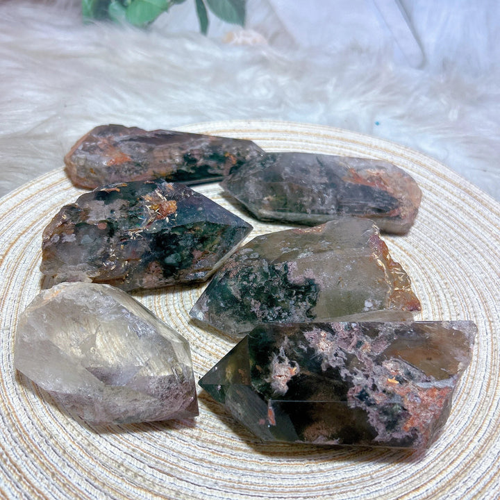 Garden Quartz Point With Rainbows