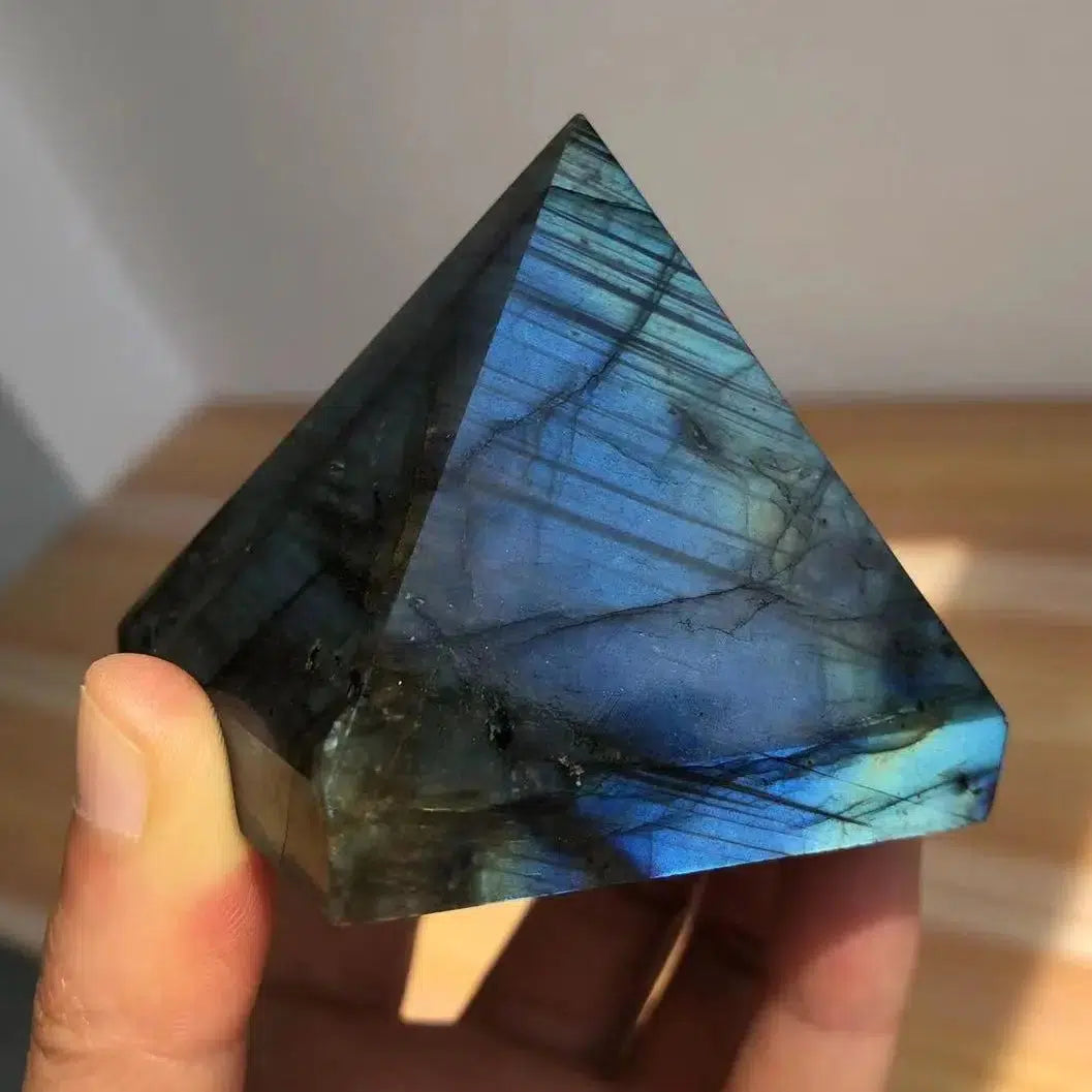 Labradorite High Quality Pyramid