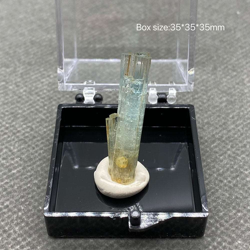 Namibian Aquamarine Crystal + box size 3.5cm #1