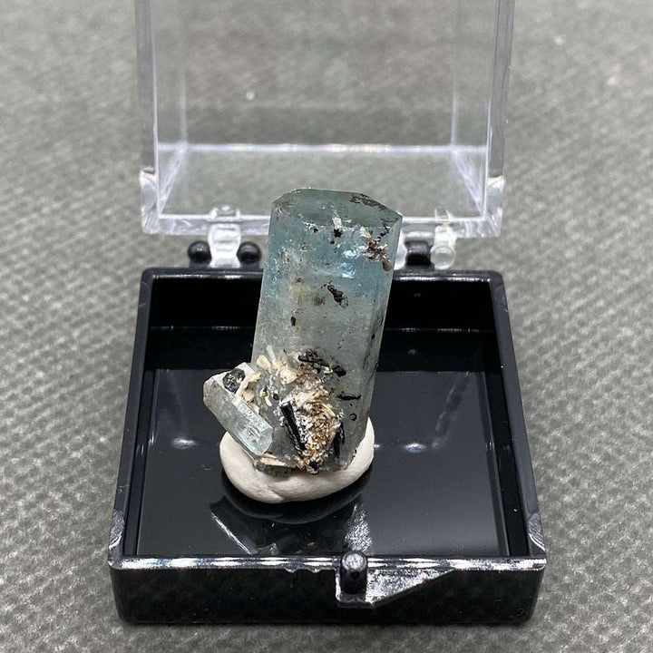 Namibian Aquamarine Crystal + box size 3.5cm #1