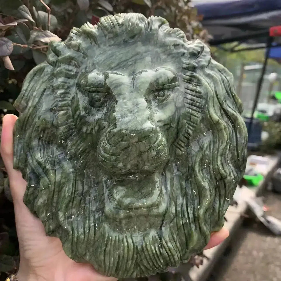 Natural Xiuyan Jade Carved Lion Head