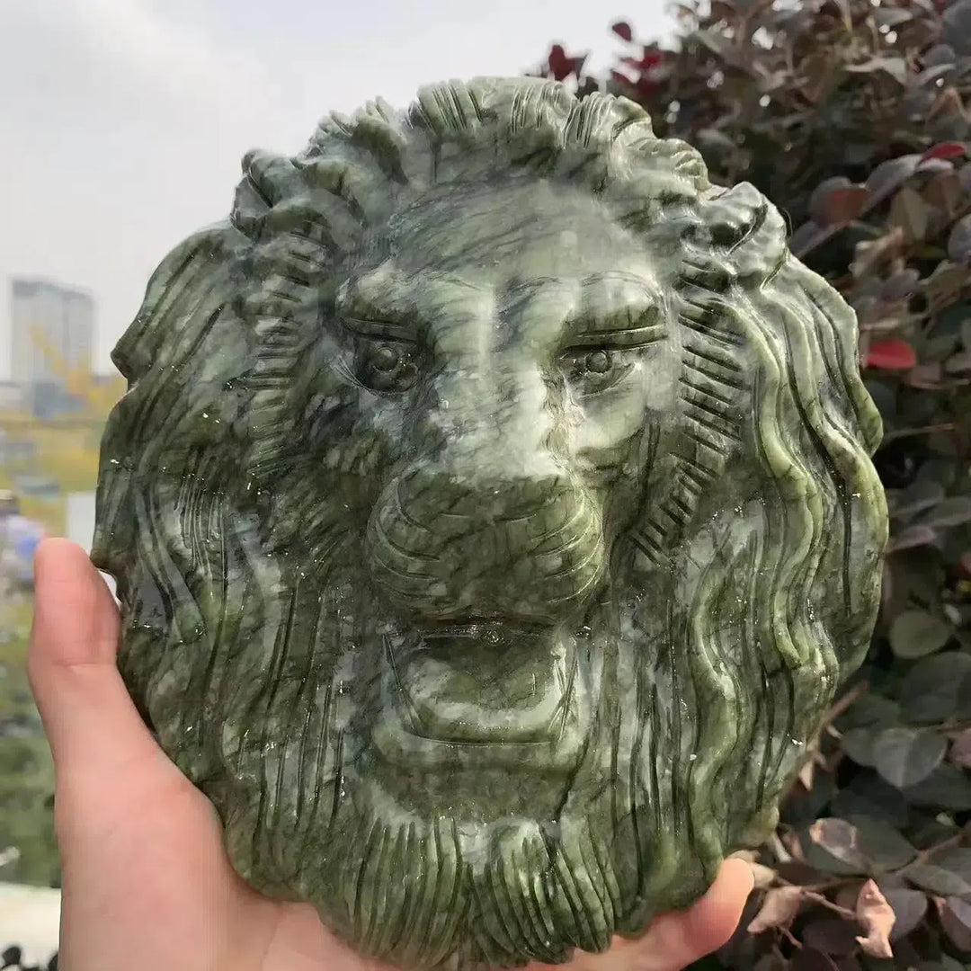 Natural Xiuyan Jade Carved Lion Head