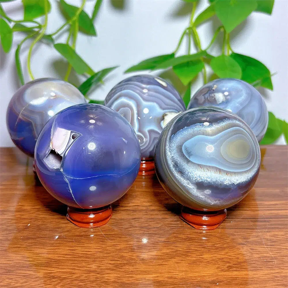 Agate Violet Line Sphere + Stand