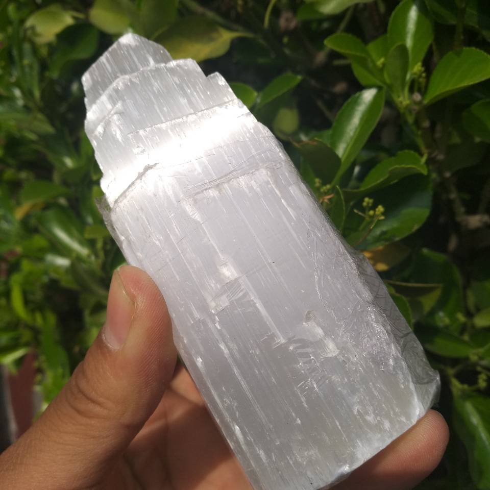 Selenite Stepped Tower Carving